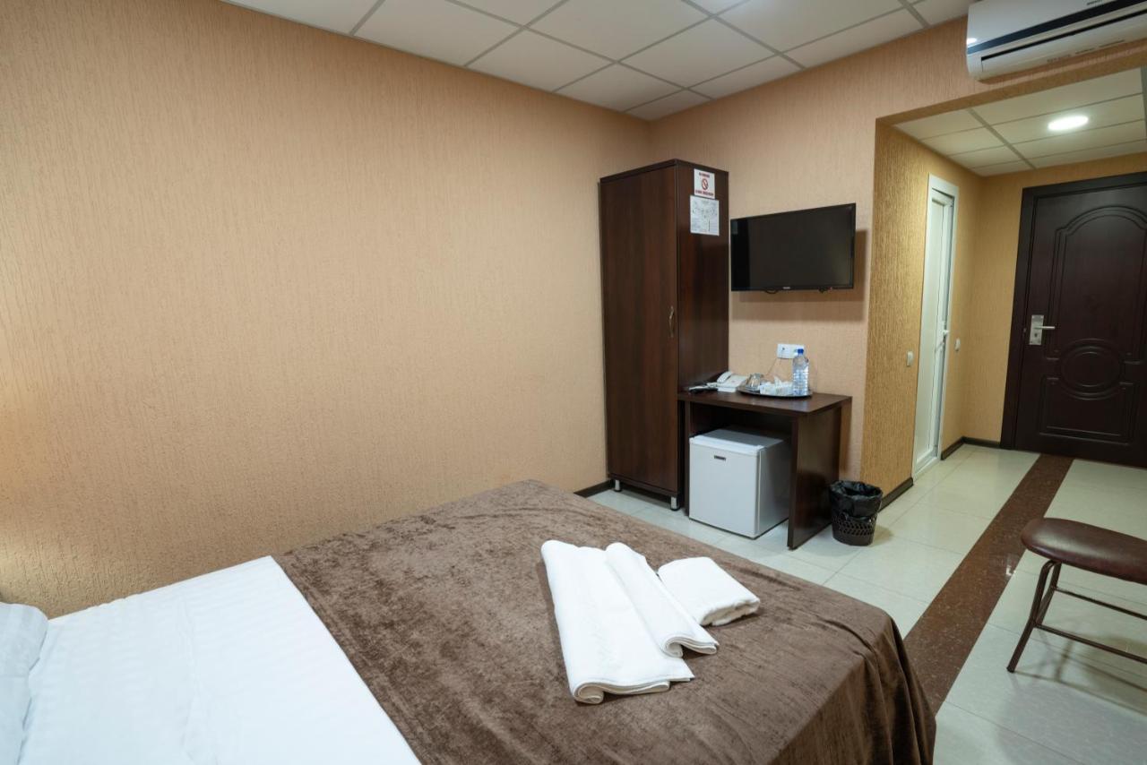 Rohat Hotel Chilonzor Τασκένδη Εξωτερικό φωτογραφία