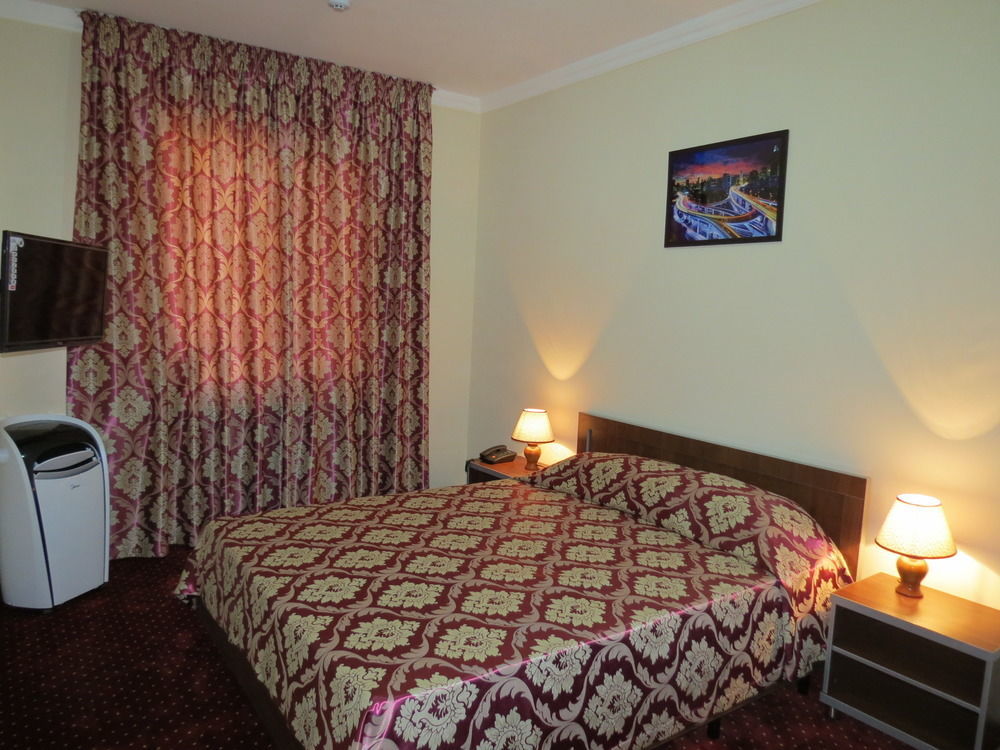 Rohat Hotel Chilonzor Τασκένδη Εξωτερικό φωτογραφία